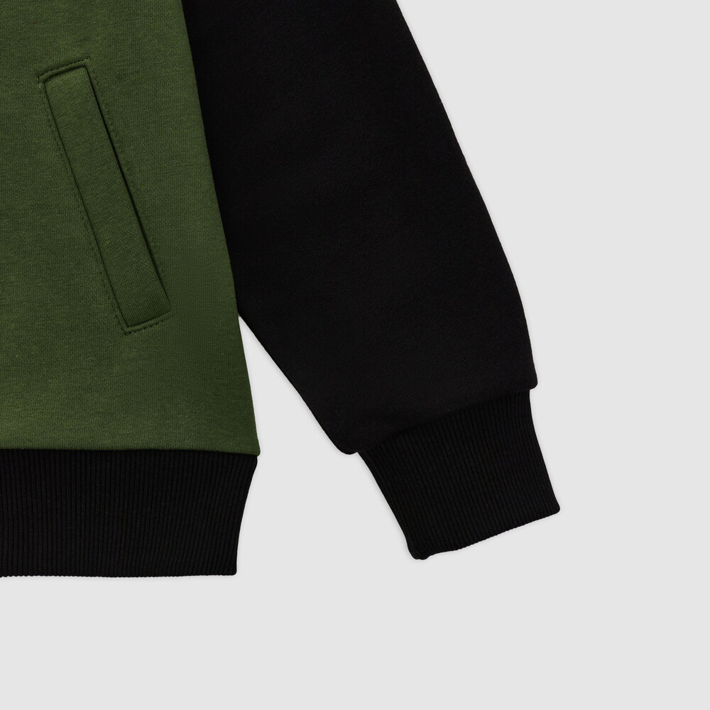 Medium 555 58545428 741     00     4