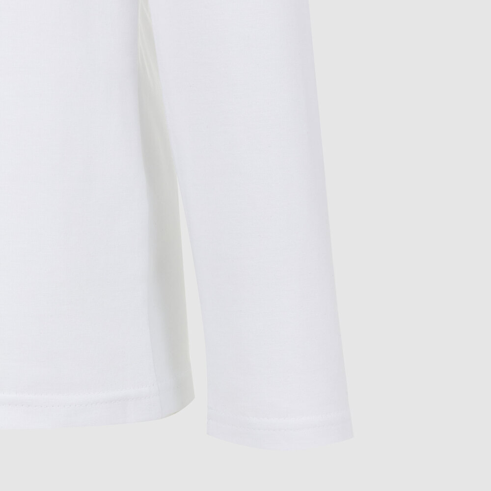 Medium 555 67426520 395     00 4