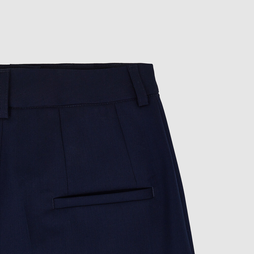 Medium 555 24497407 405     00 3