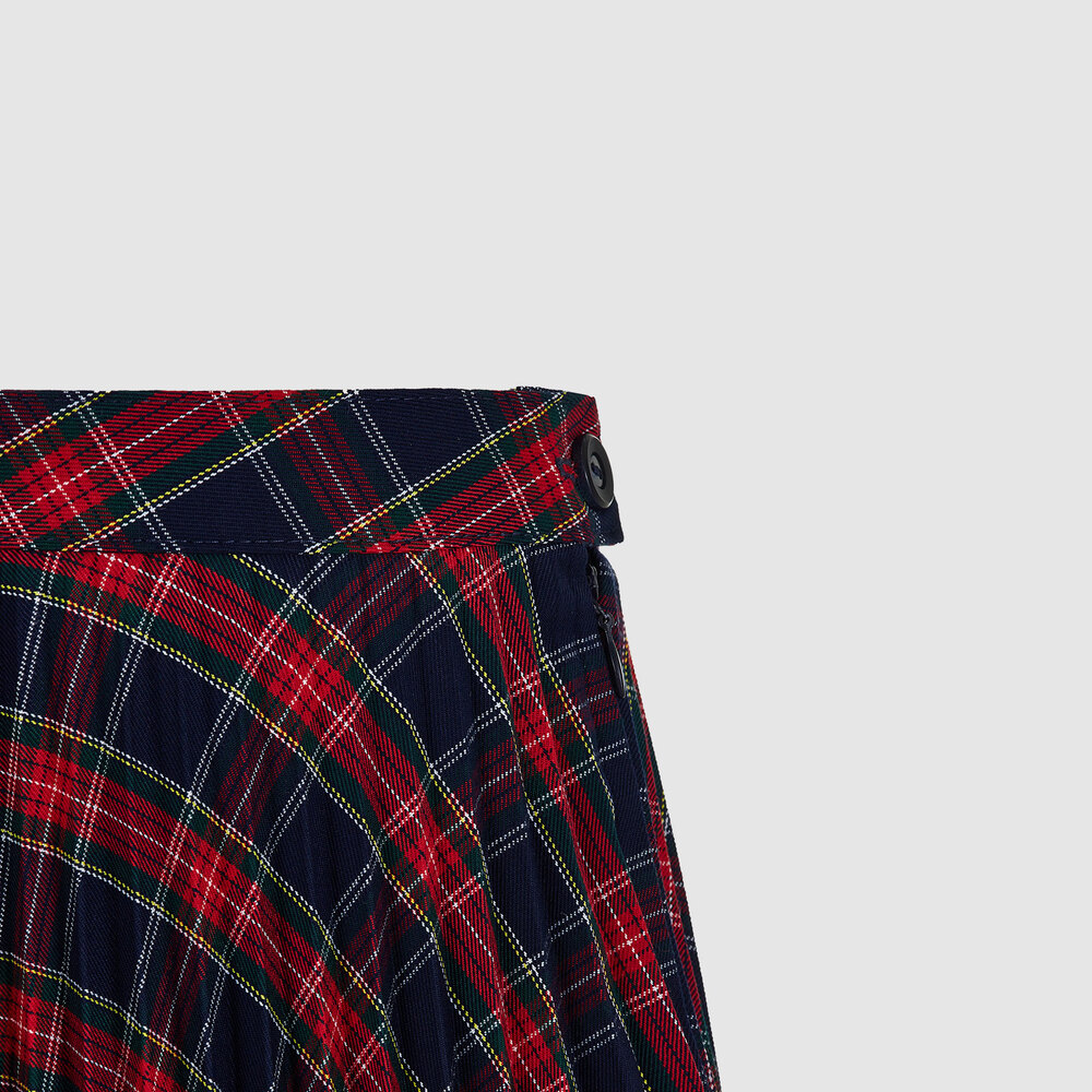 Medium 555 55284519 416     05     3