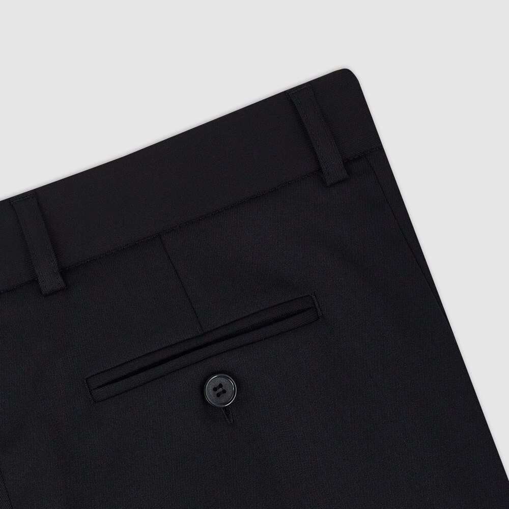 Medium 555 22371535 407     00 4