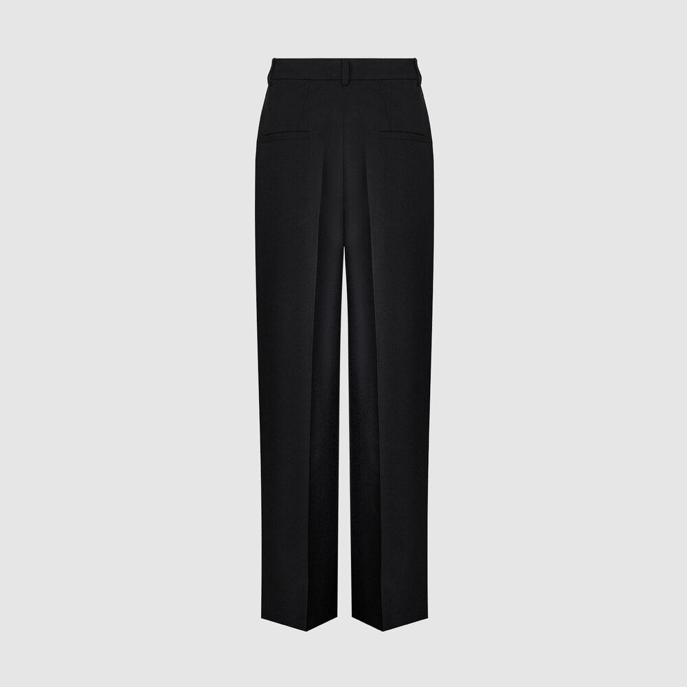 Medium 555 24497518 407     00 2