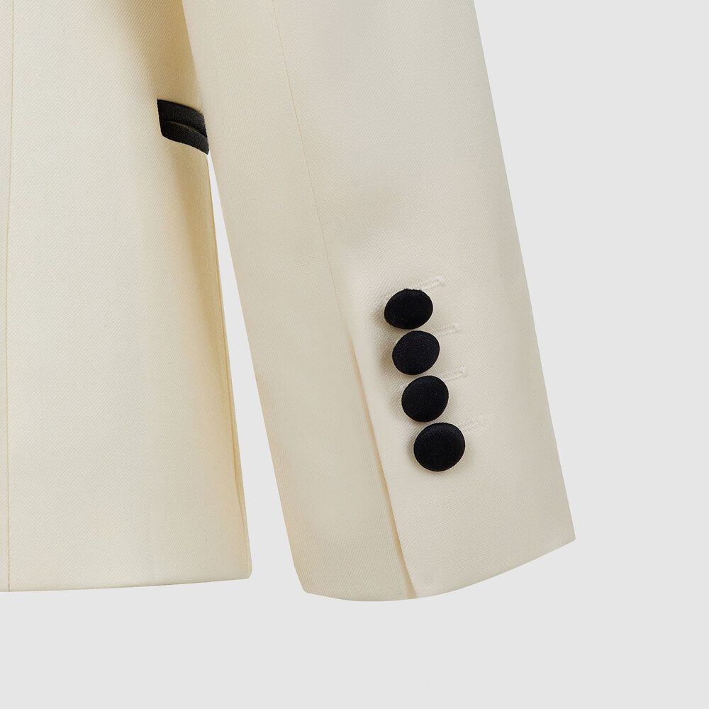 Medium 555 12556030 759     00     4