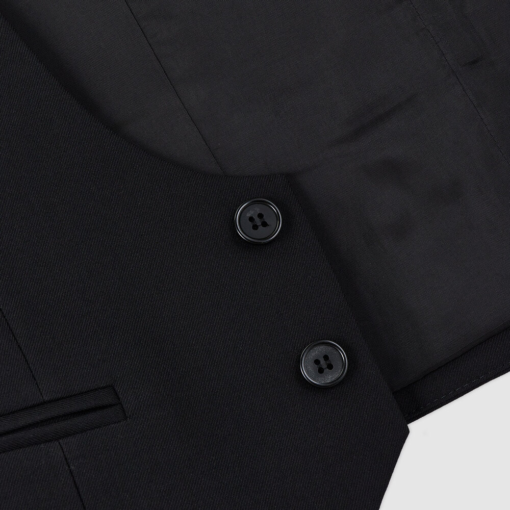 Medium 555 16557518 407     00 5