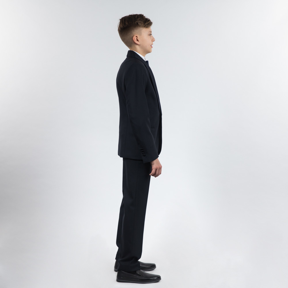 Medium 555 08280324  36 152 2