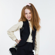 Жилет с воротником и лацканами закругленной формы, на подкладке, черный цвет