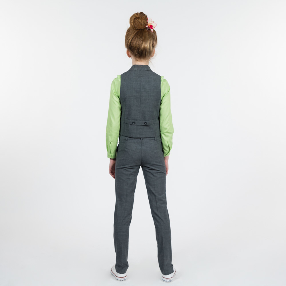 Medium 555 18170248 ser  3