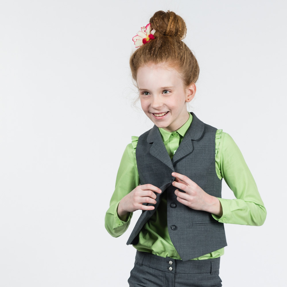 Medium 555 18170248 ser 0796