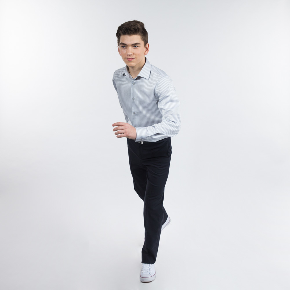 Zoom 1000 22279248 sin 40 170 3871