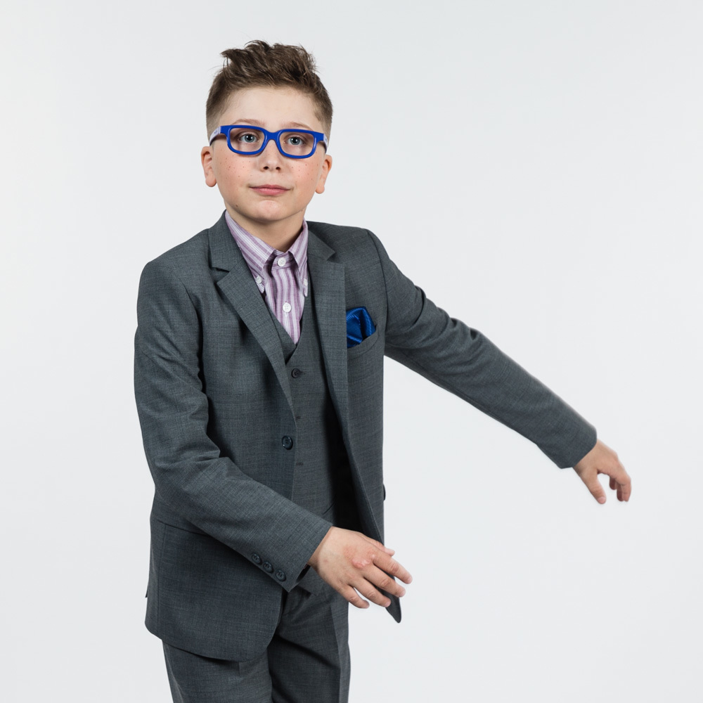 Medium 555 12264248 ser 34 140 0651