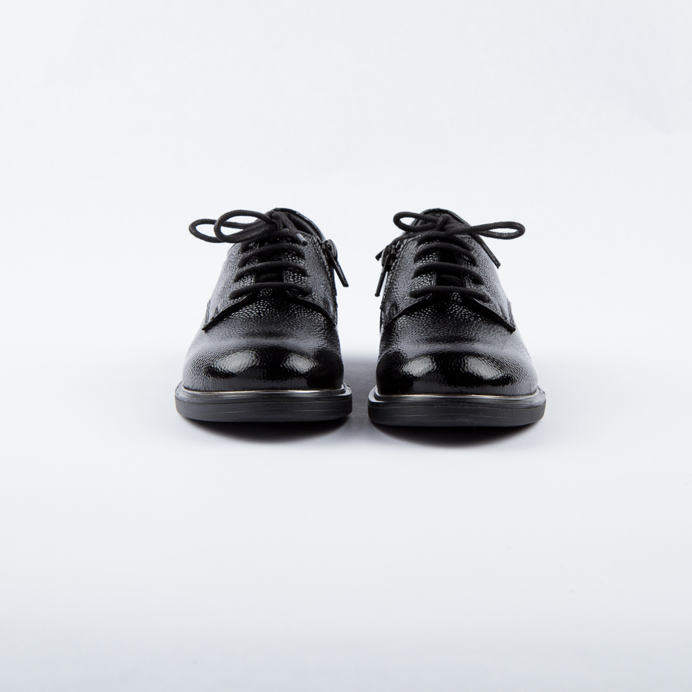 Medium 555 28f 372 112 6     2