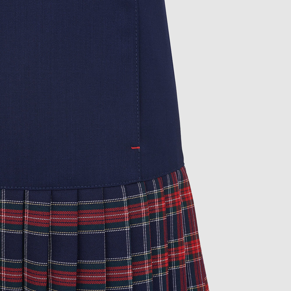 Medium 555 52306 407     00 3