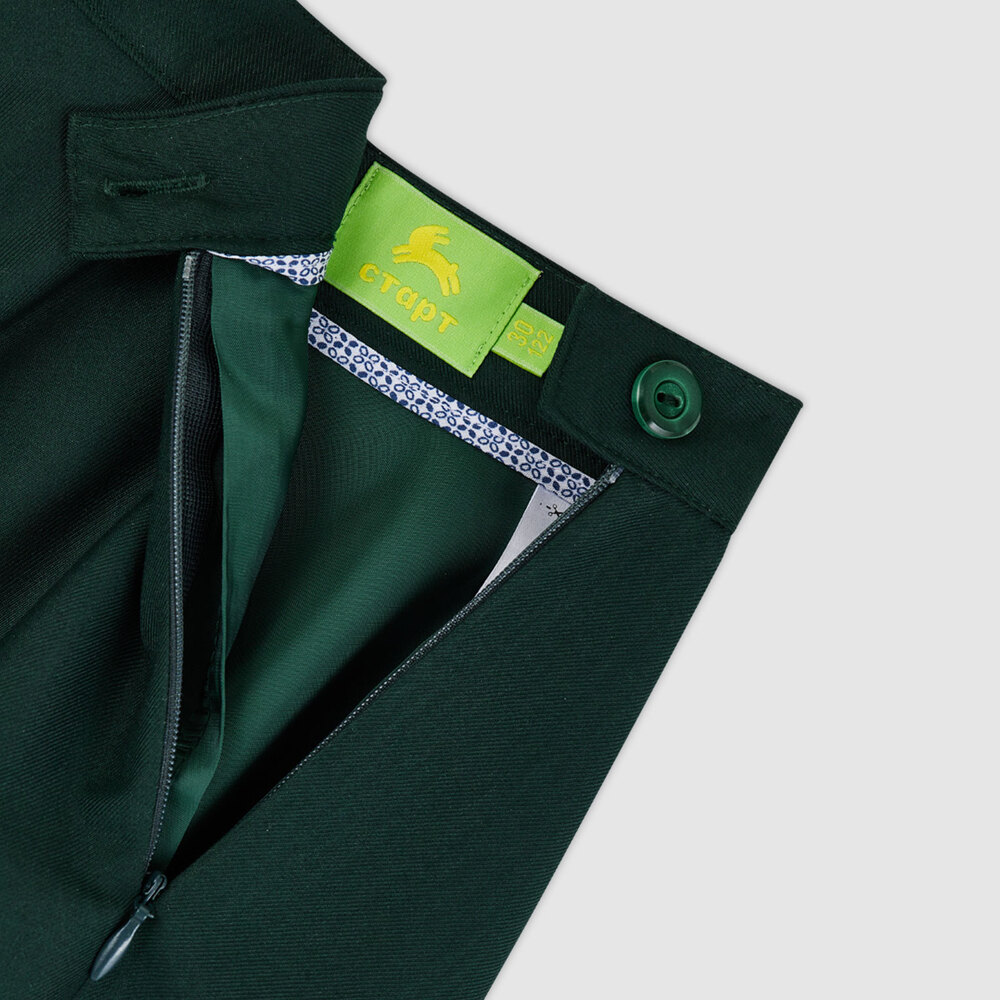 Medium 555 53390518 408     00 3